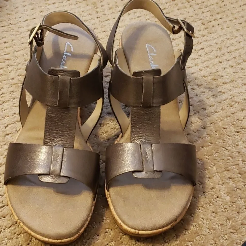 Clark bronze wedges size 10